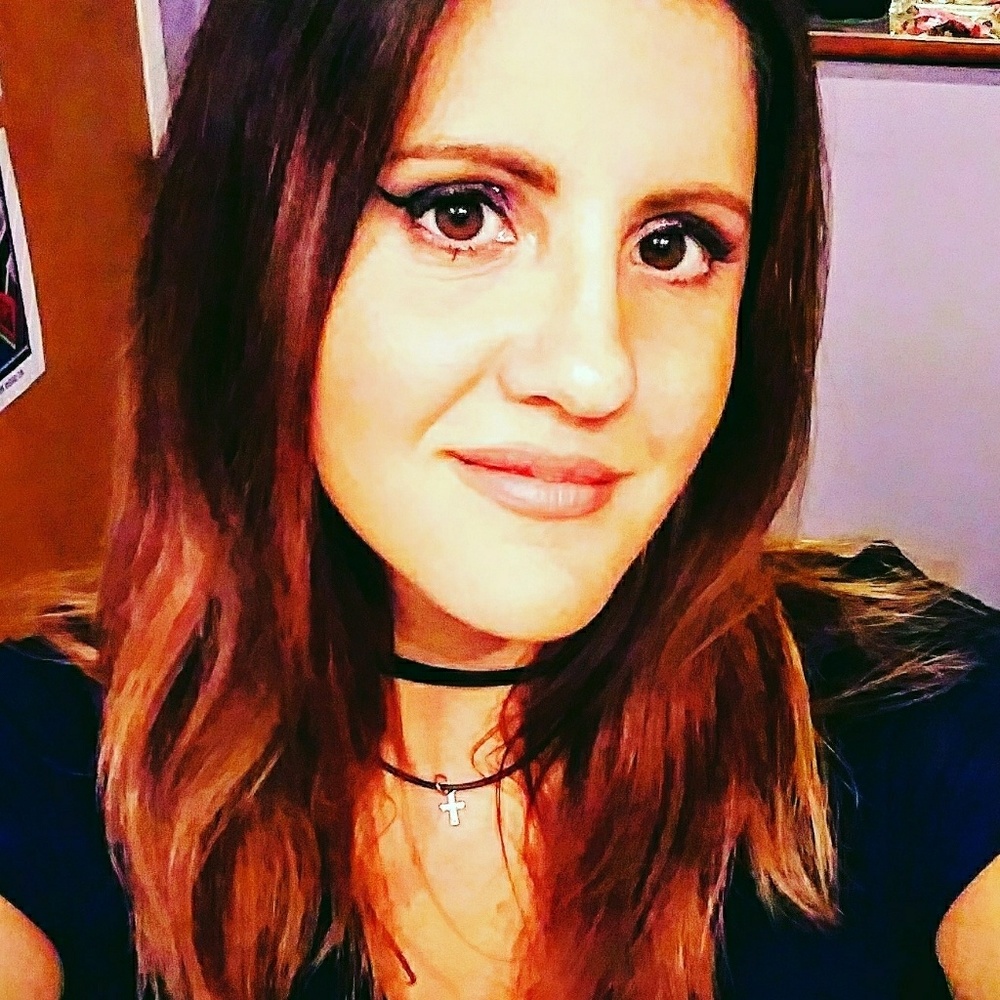 Meet your Posher, Leigh Brooke! 👜